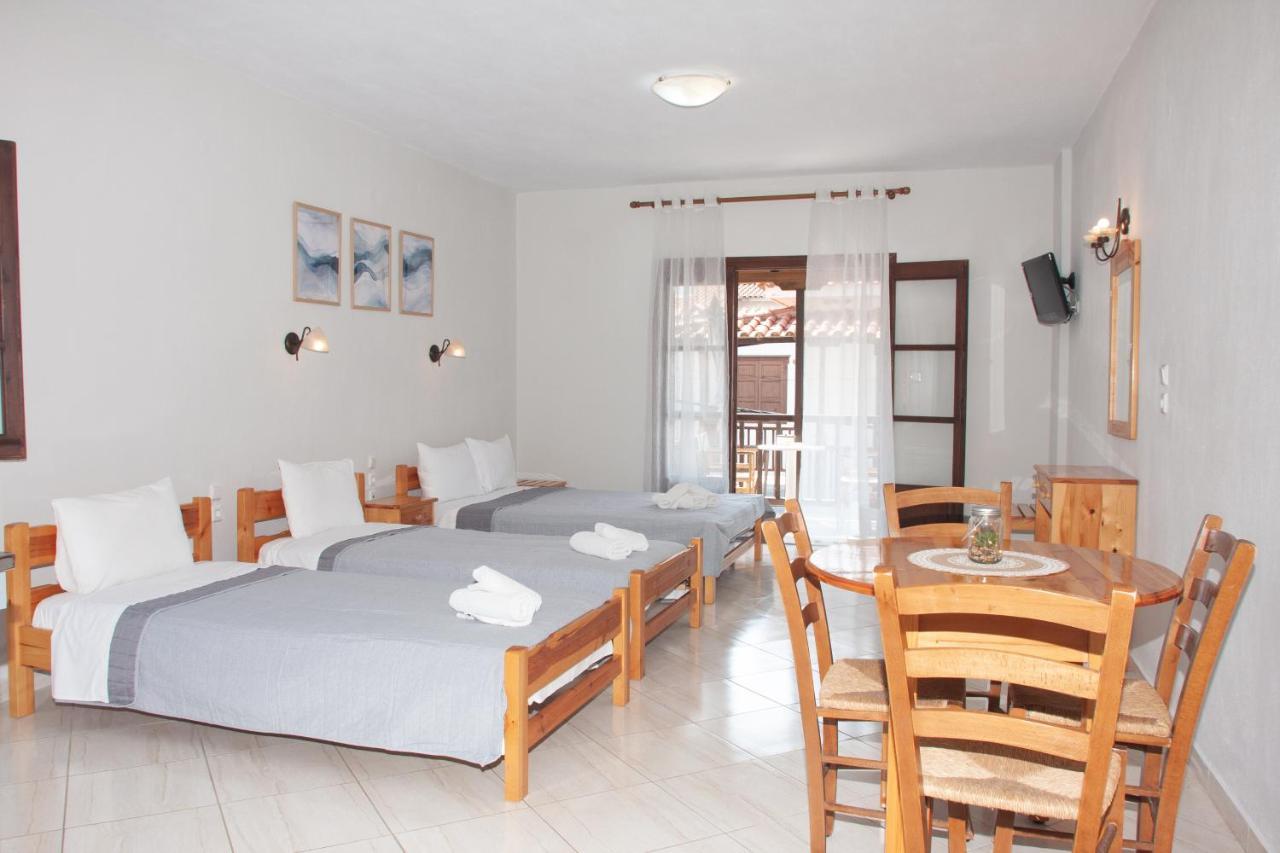 Aris Junior Studios Neo Klima Skopelos Exterior foto